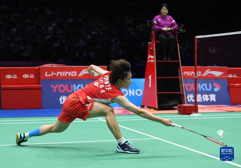 亚马尔凭借 亚马尔凭借